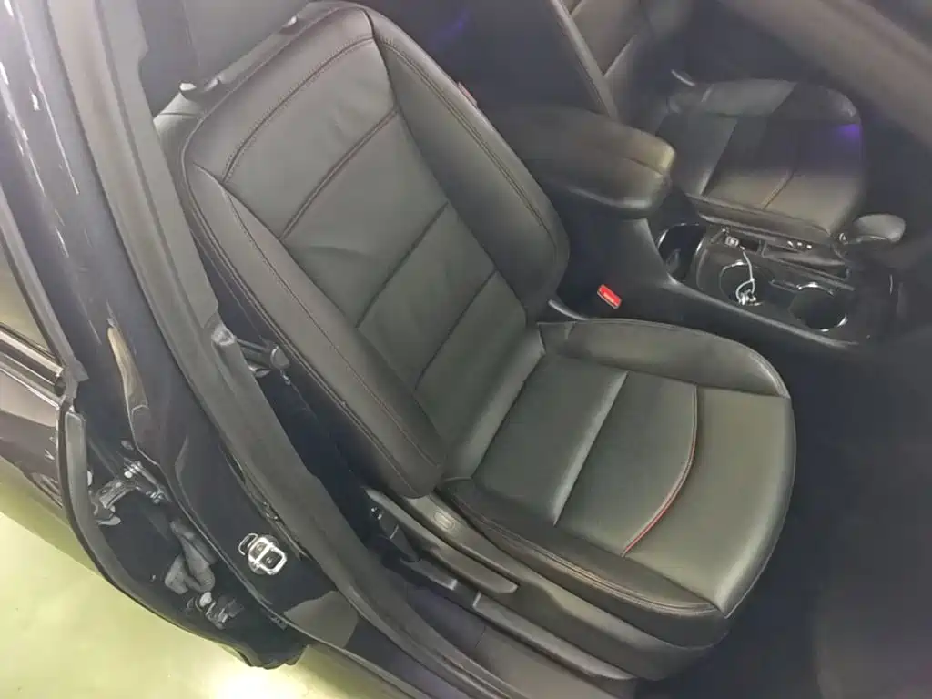 Chevrolet Equinox — миниатюра 25