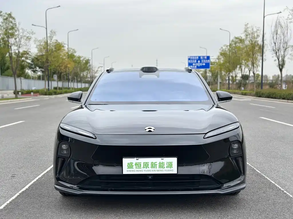 NIO ET5T — миниатюра 2