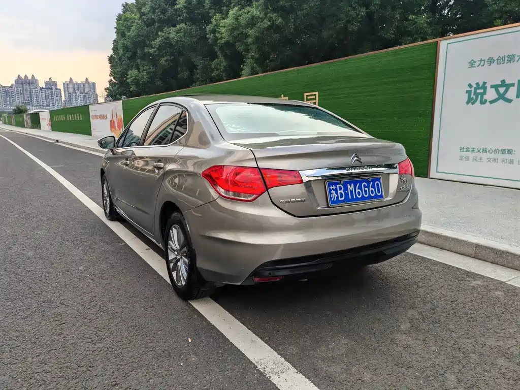 Citroen C4L — миниатюра 5
