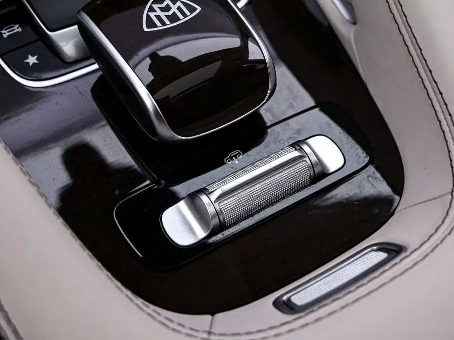 Mercedes-Benz GLS — миниатюра 11