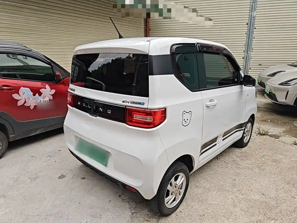 Wuling MINIEV — миниатюра 7