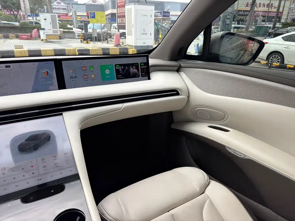 ZHIJI AUTOMOBILE ZHIJI LS7