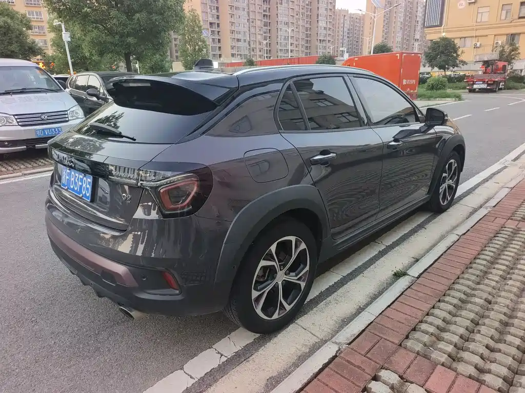 Lynk & Co 02 — миниатюра 2
