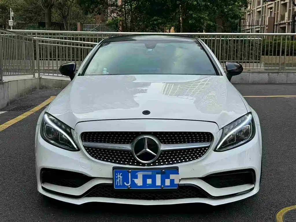 Mercedes-Benz C-Class (Import) — миниатюра 3