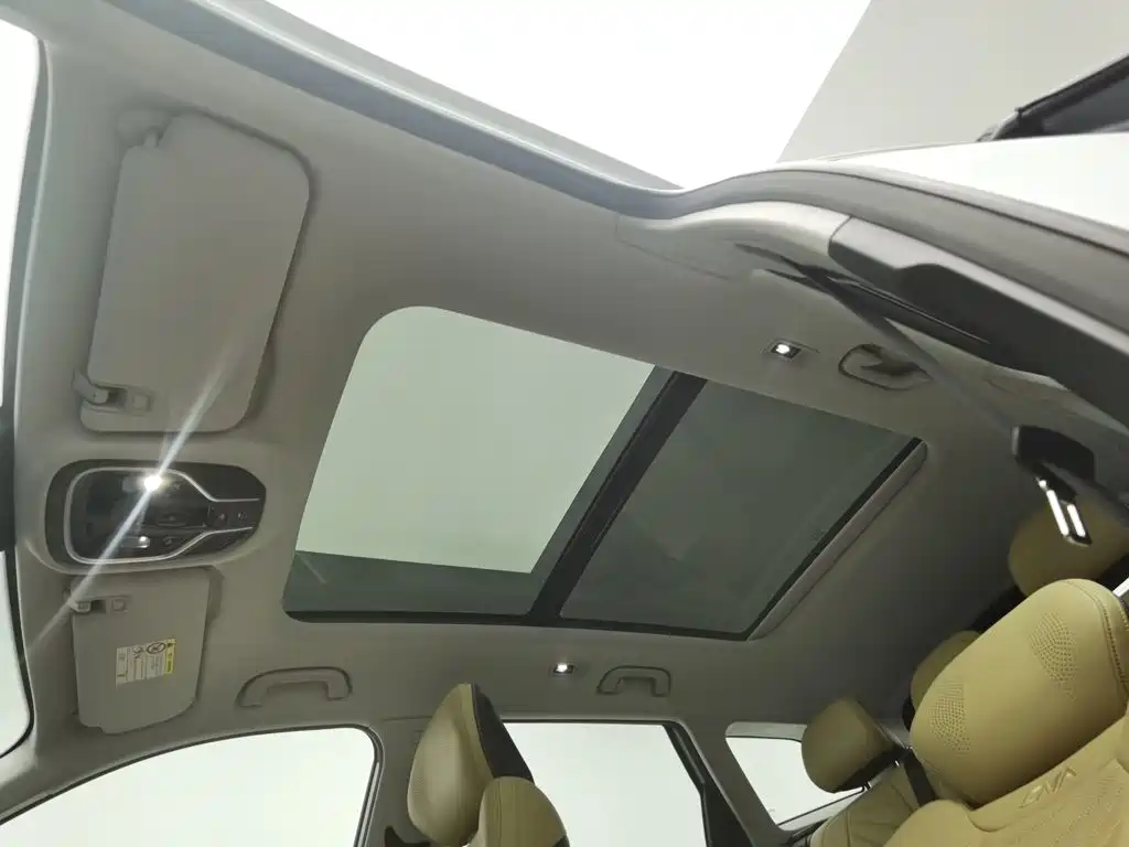 Geely Boyue L — миниатюра 14