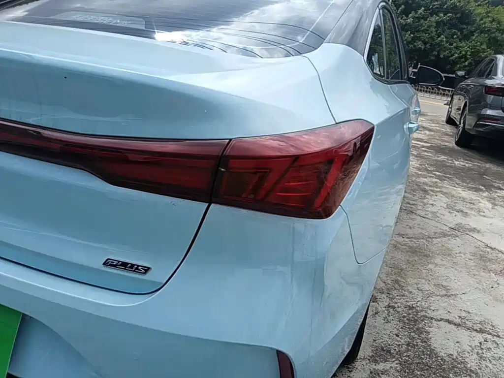 Changan Eado — миниатюра 8