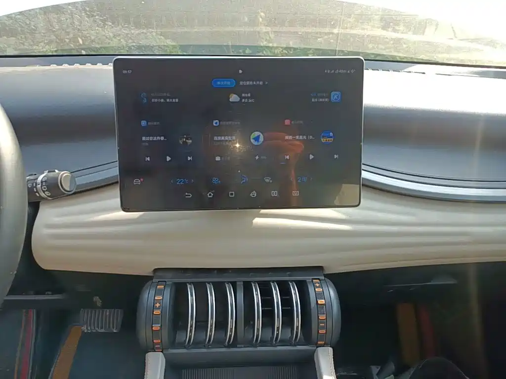 BYD Yuan Plus — миниатюра 13