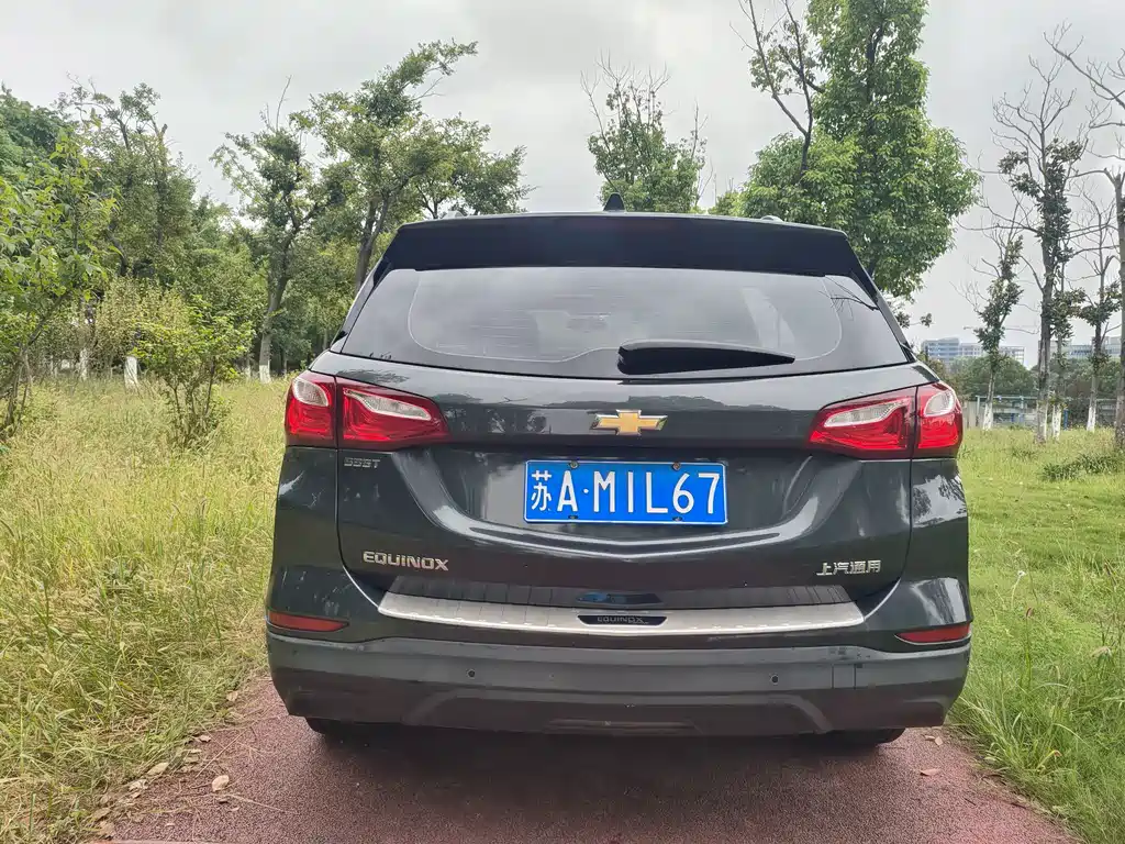 Chevrolet Equinox — миниатюра 5