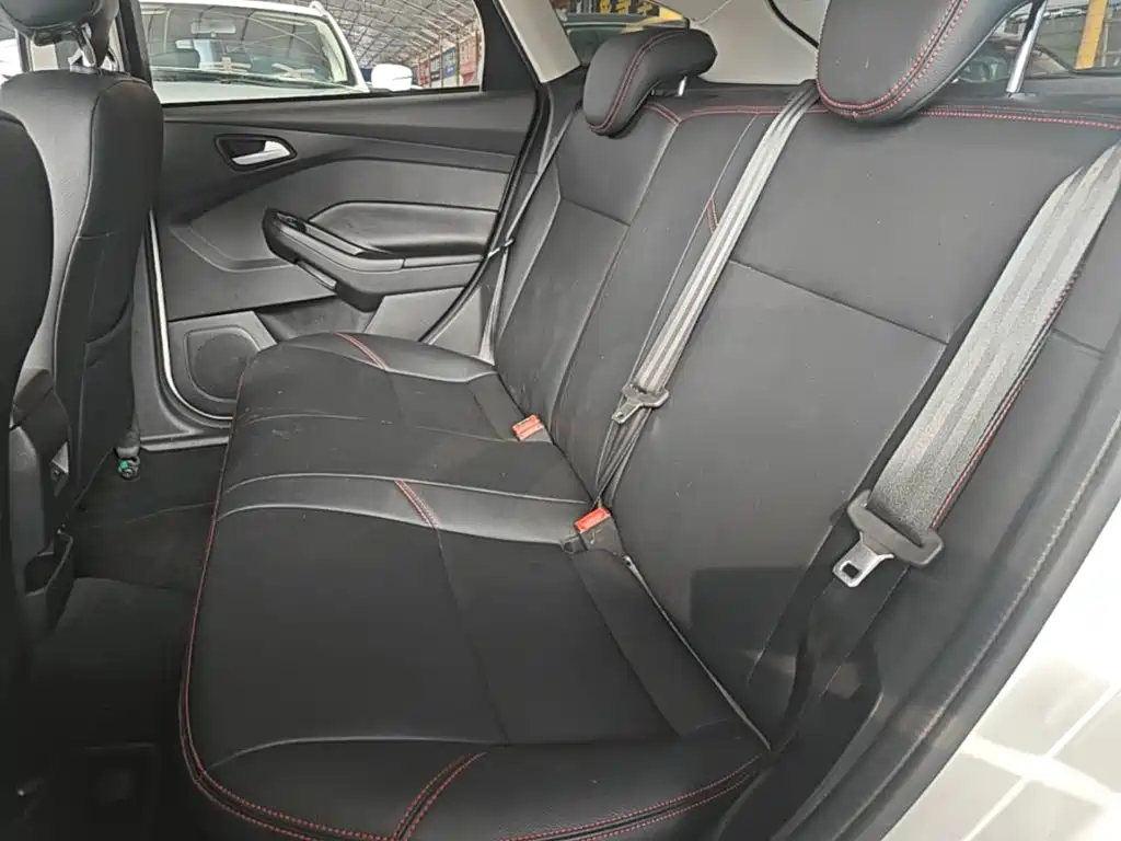 Ford Focus — миниатюра 17