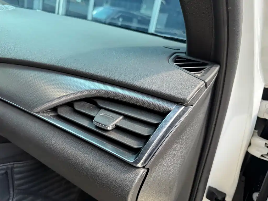 Cadillac CT5 — миниатюра 42