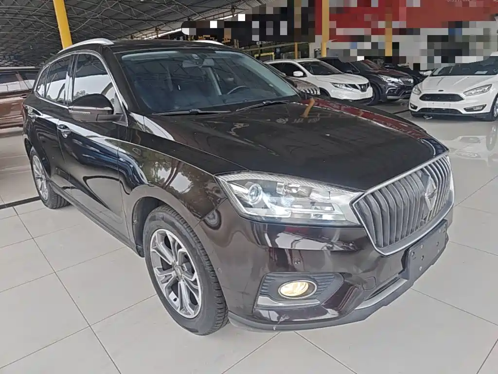Borgward BX7 — миниатюра 4