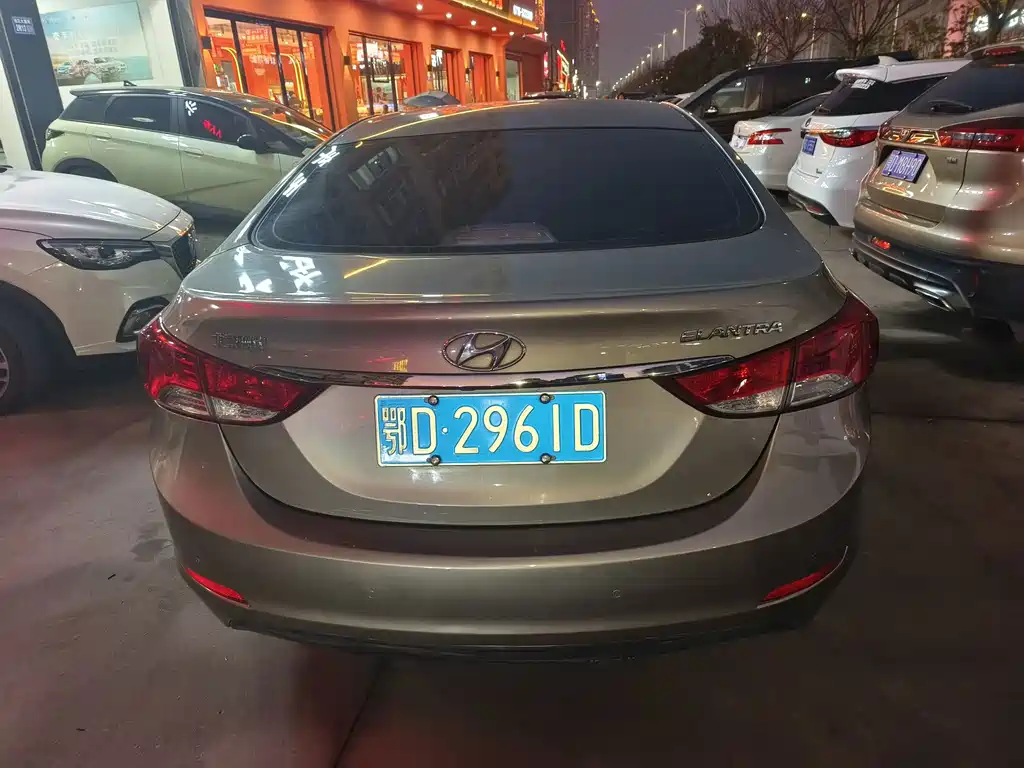 Hyundai Elantra Langdong — миниатюра 5