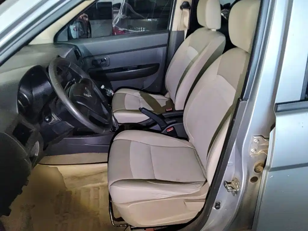 Wuling Hongguang — миниатюра 15