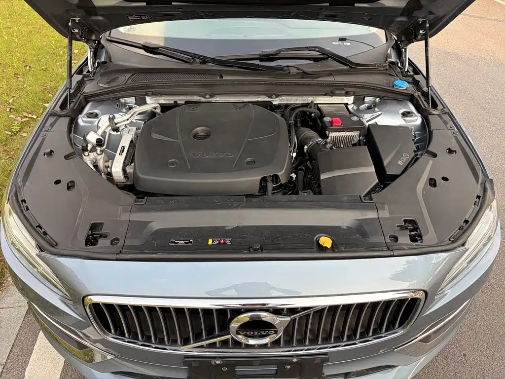 Volvo S90 — миниатюра 16
