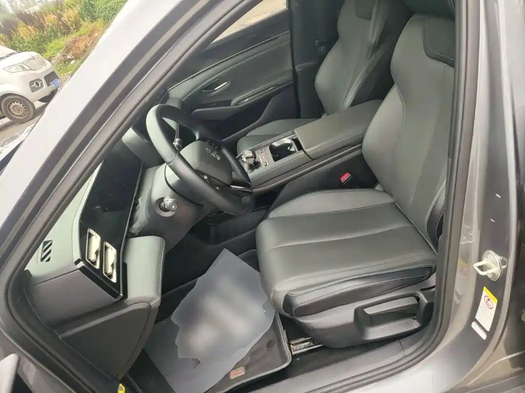 BYD Qin L — миниатюра 15