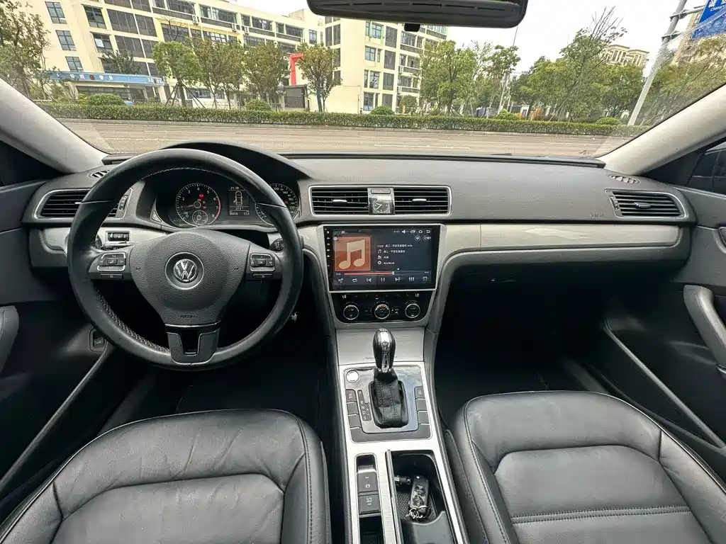 Volkswagen Passat — миниатюра 8