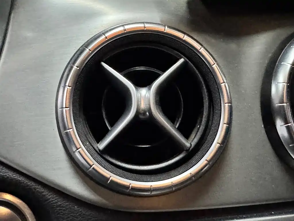Mercedes-Benz CLA (Import) — миниатюра 19