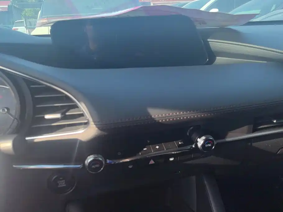 Mazda 3 Axela — миниатюра 13