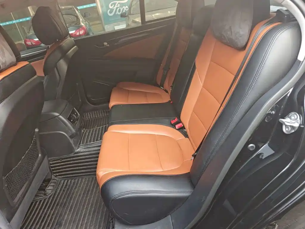 Hongqi Hongqi H7 — миниатюра 17