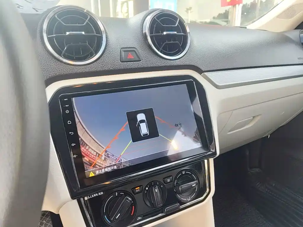 Volkswagen Jetta — миниатюра 13