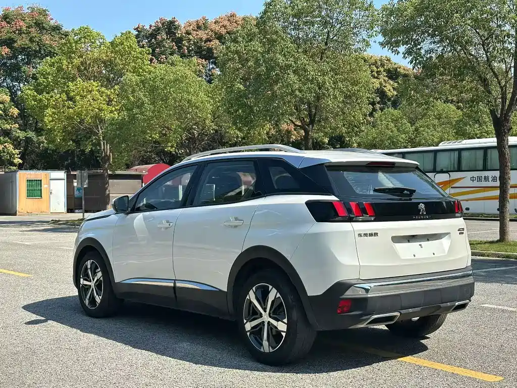 Peugeot 4008 — миниатюра 7