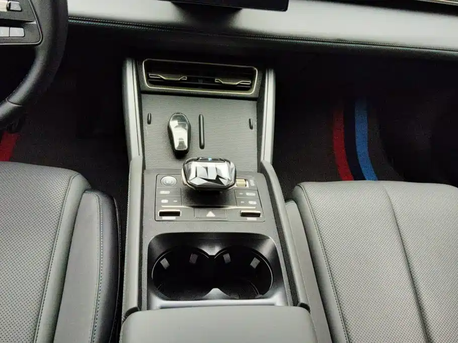 BYD Qin L — миниатюра 16