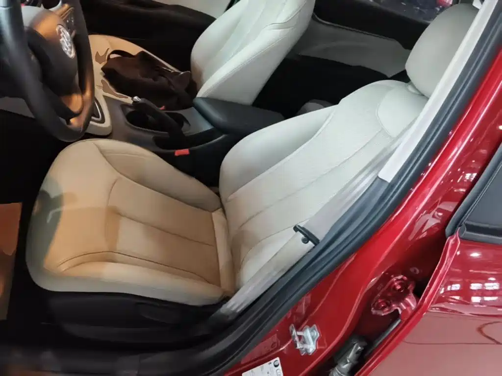 Buick Excelle — миниатюра 15