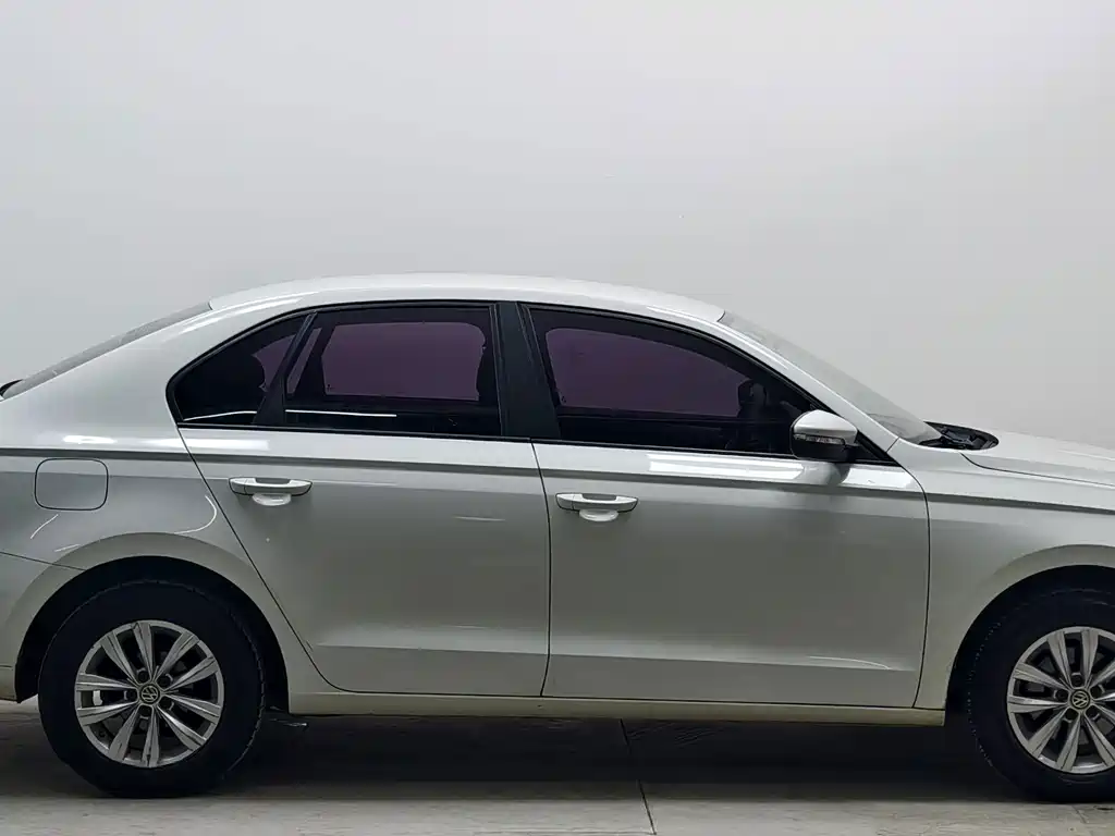 Volkswagen Bora — миниатюра 8