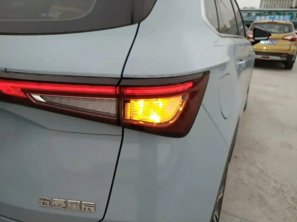 Wuling Xingchen — миниатюра 8