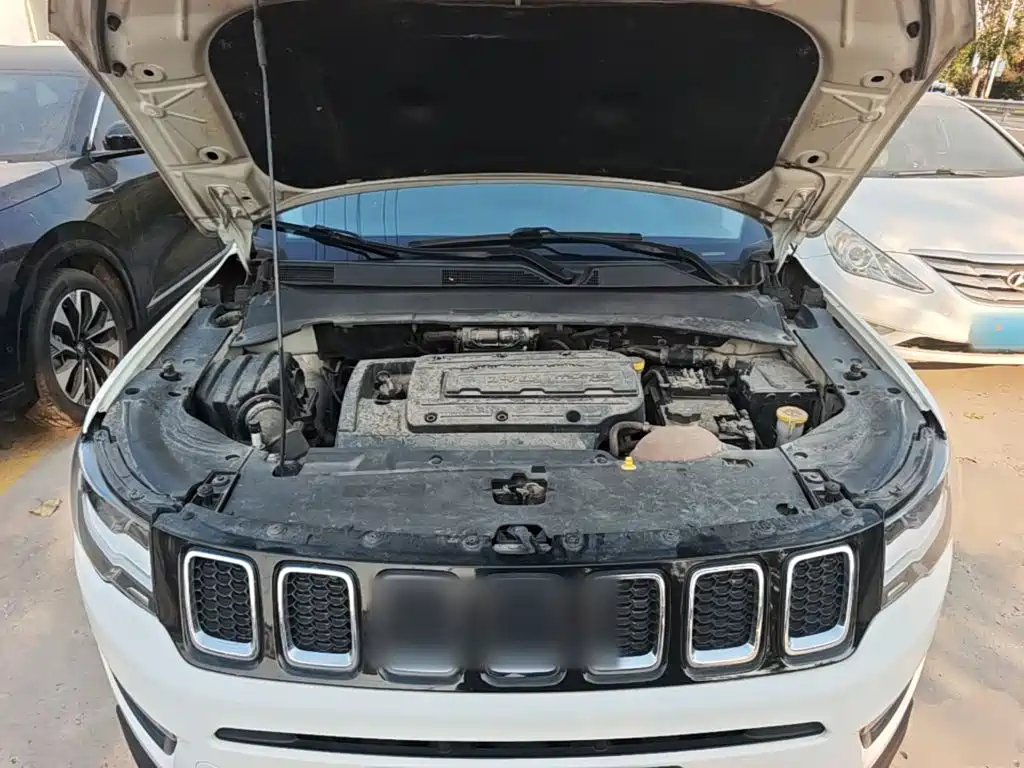 Jeep Compass — миниатюра 20
