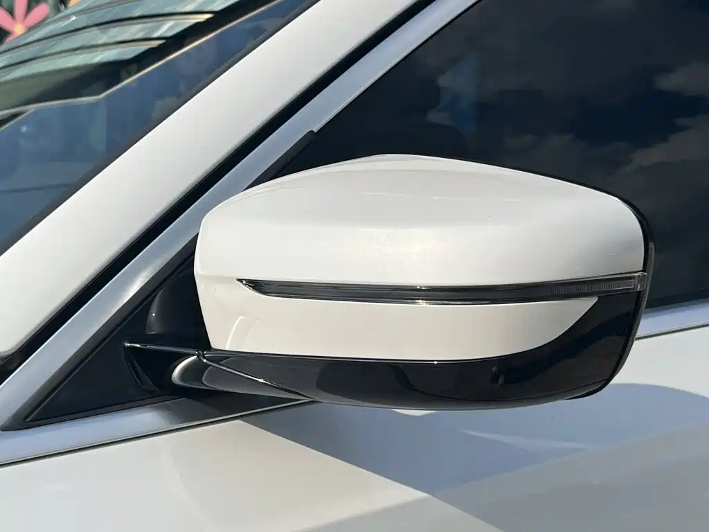 BMW 3 Series — миниатюра 11