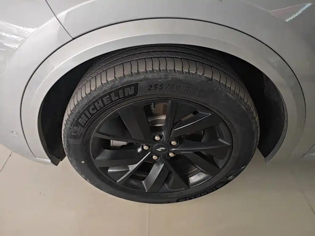 Li Auto Li L8 — миниатюра 23