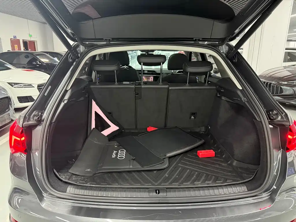 Audi Q3 — миниатюра 9
