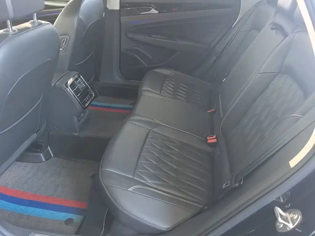 Volkswagen Passat — миниатюра 15