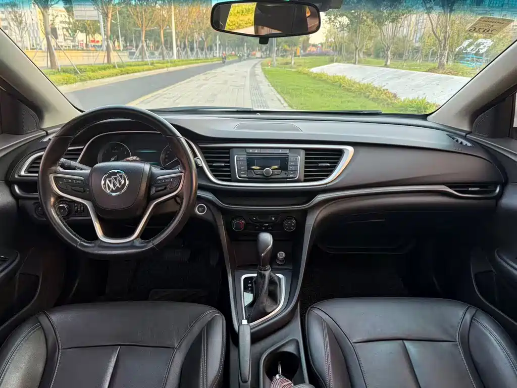 Buick Excelle — миниатюра 6