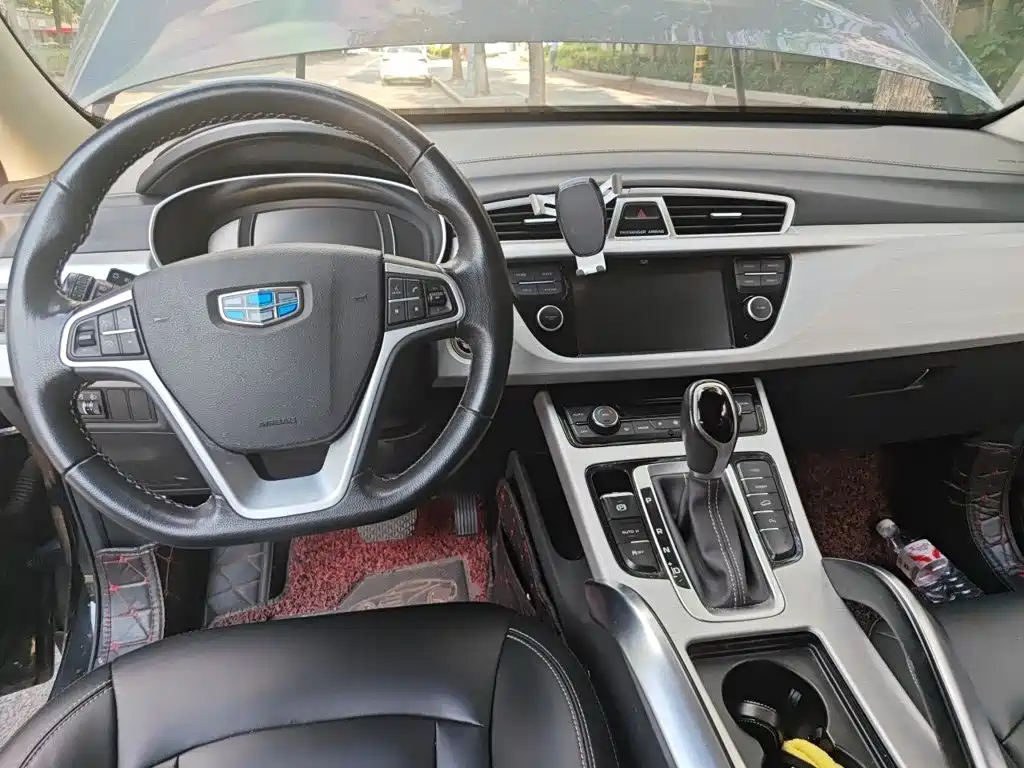 Geely Boyue — миниатюра 10
