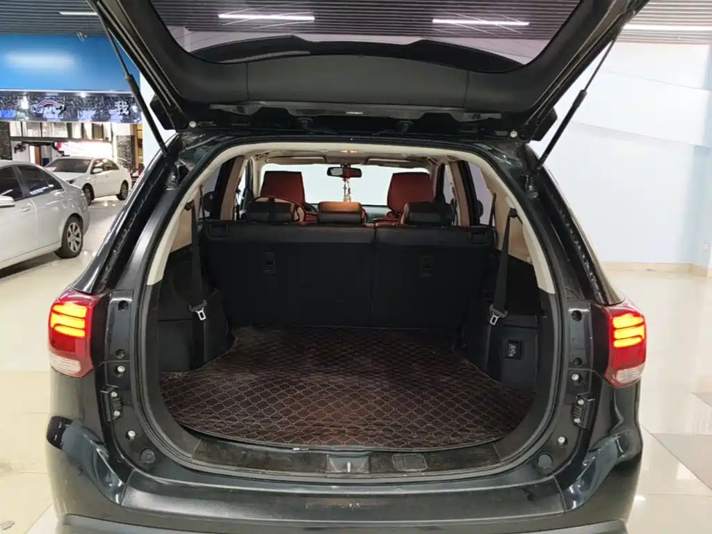 Mitsubishi Outlander — миниатюра 19