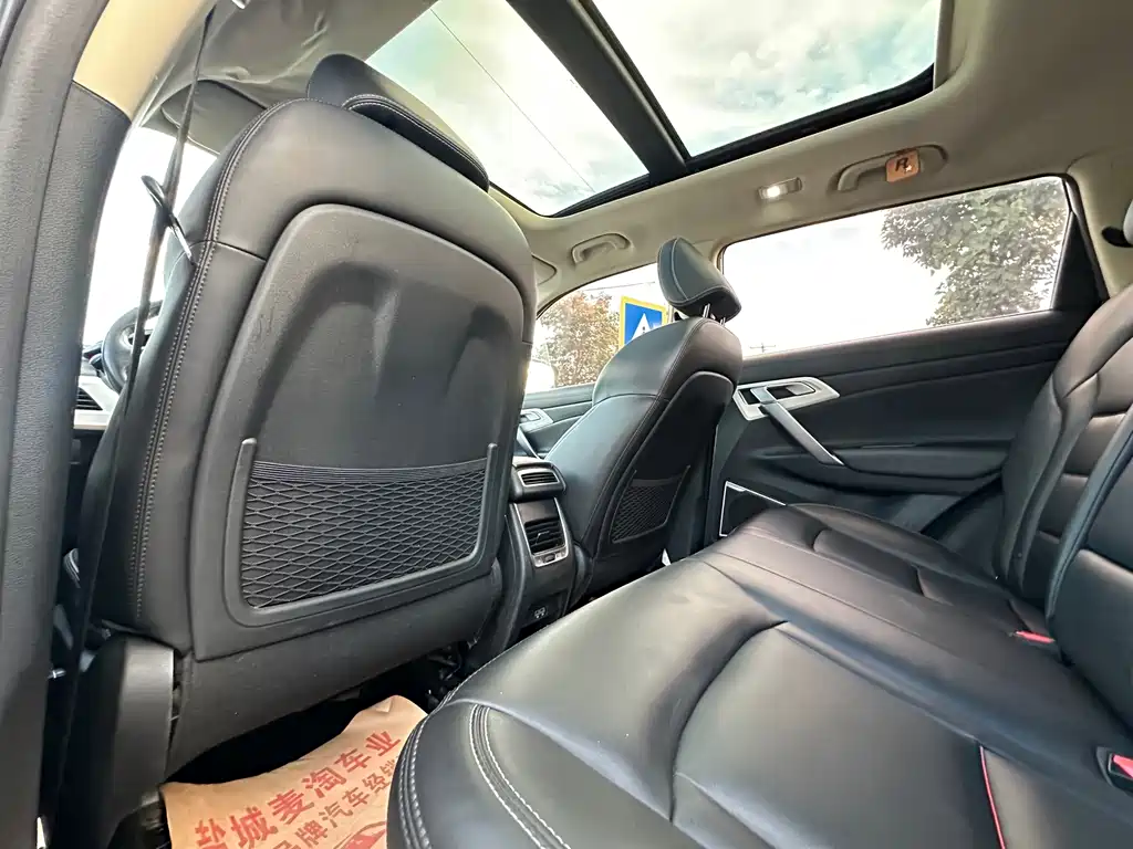 Geely Boyue — миниатюра 9