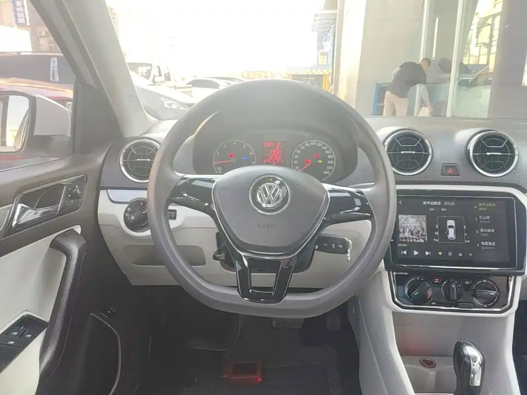Volkswagen Jetta — миниатюра 11