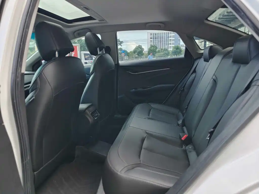 Buick Excelle — миниатюра 6