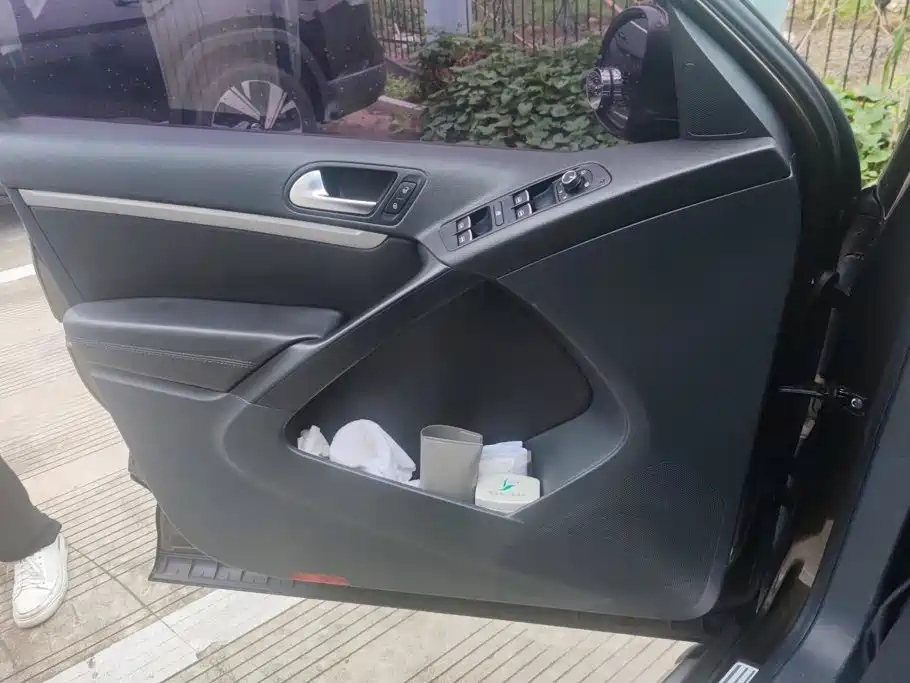 Volkswagen Tiguan — миниатюра 7
