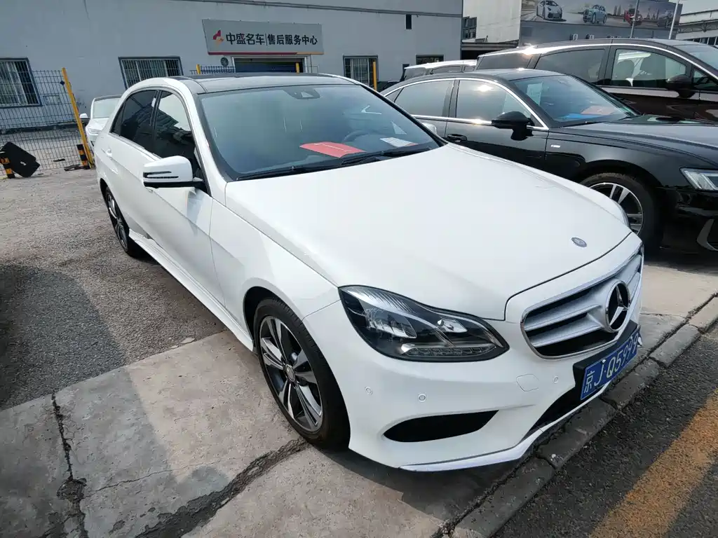 Mercedes-Benz E-Class — миниатюра 3