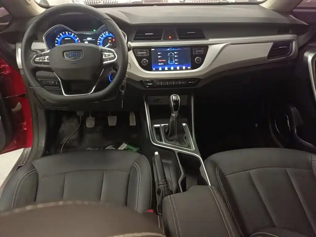 Geely Vision X3 — миниатюра 10