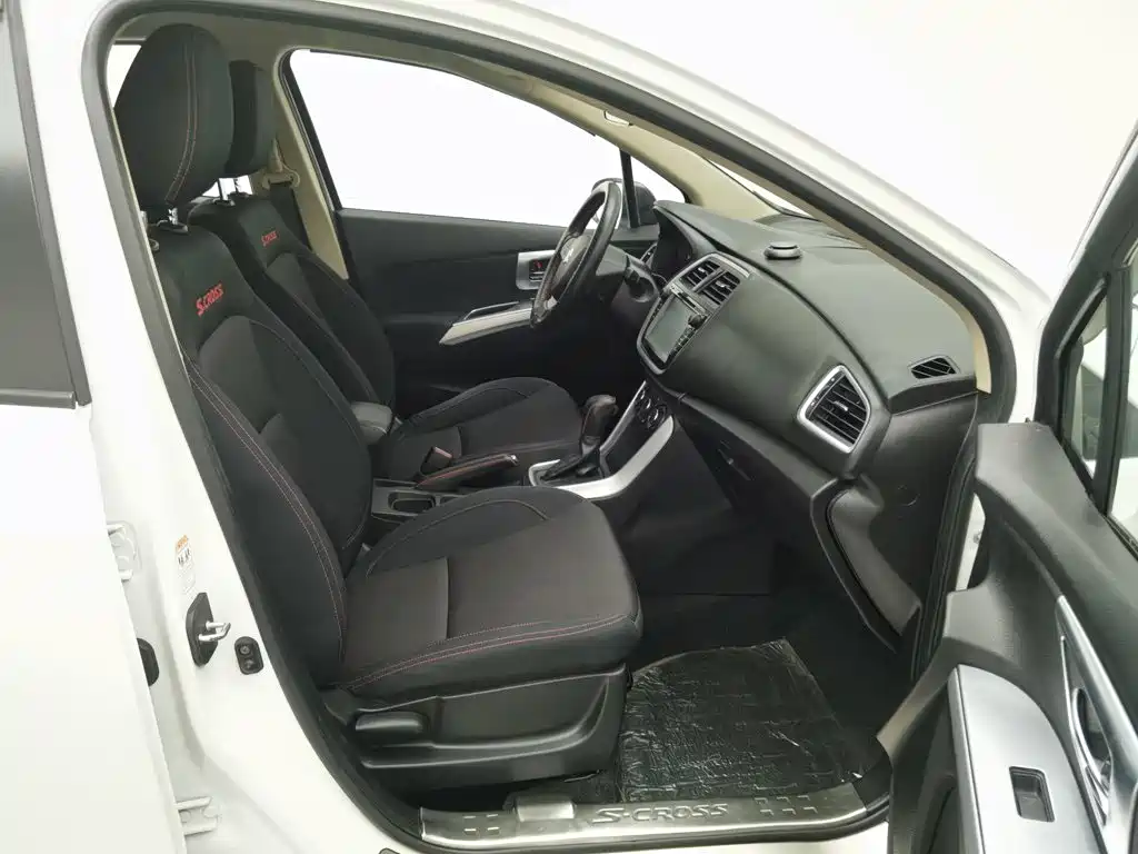Suzuki S-Cross — миниатюра 23