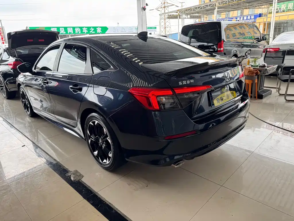 Honda Civic — миниатюра 7