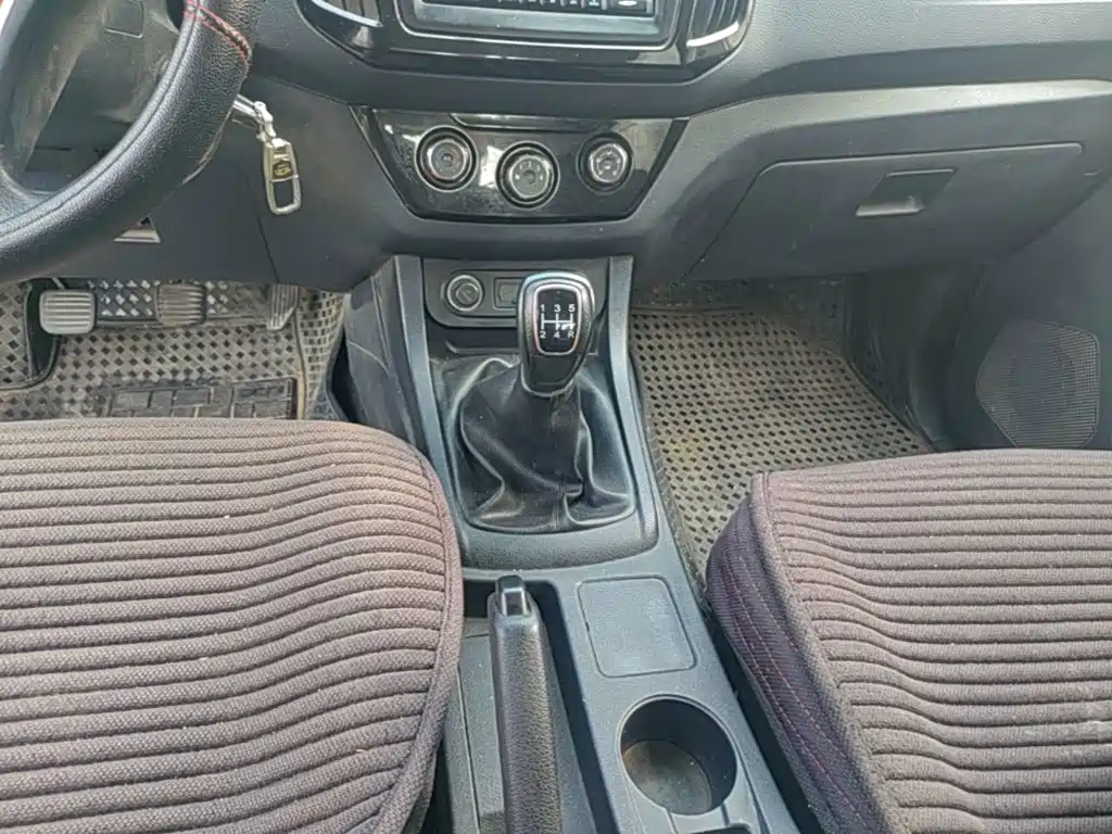 Isuzu RE-MAX Ruimai — миниатюра 14