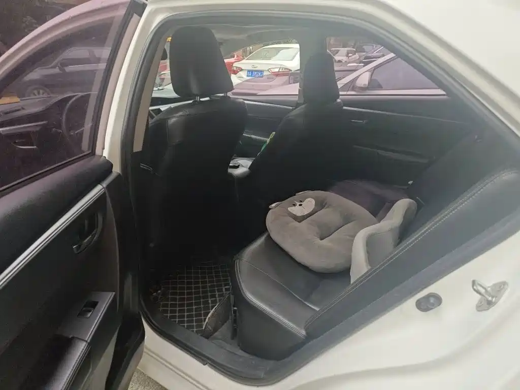 Toyota Corolla — миниатюра 13
