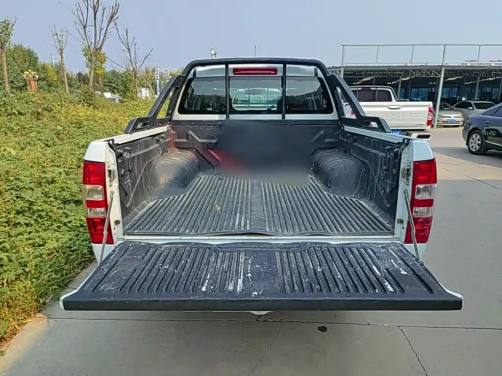 Isuzu RE-MAX Ruimai — миниатюра 19