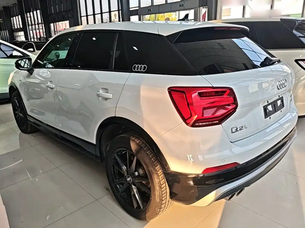 Audi Q2L — миниатюра 5