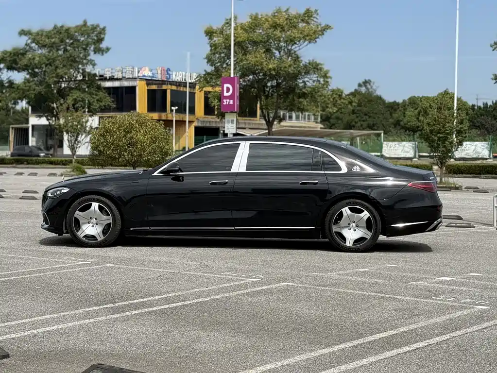 Mercedes-Benz S-Class — миниатюра 4